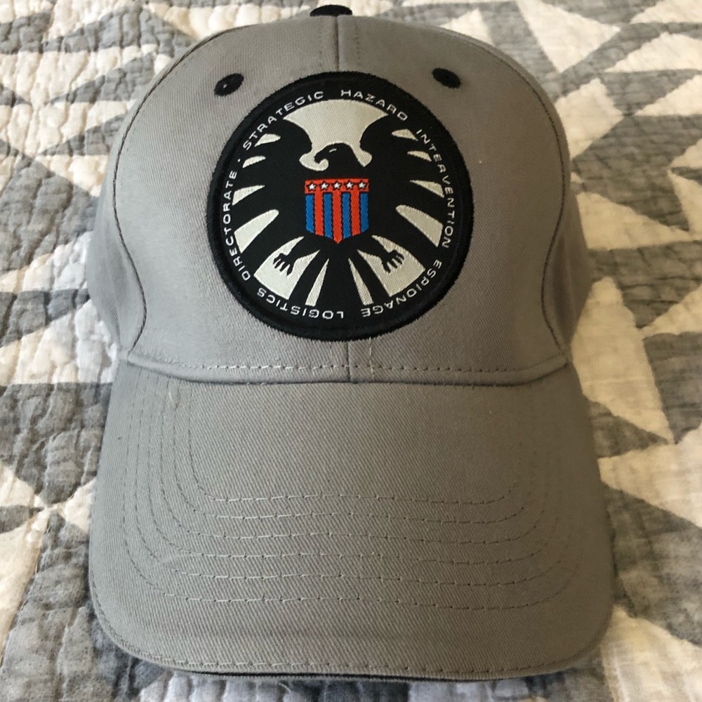Marvel Loot Crate - Captain Marvel SHIELD hat